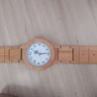 ساعت دیواری و رومیزی طرح مچی چوبی