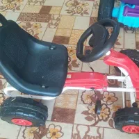 چهار چرخ و سه چرخه ماشین چهار چرخ