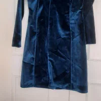 پالتومخمل آبی خوش رنگ|لباس|بلده, |دیوار