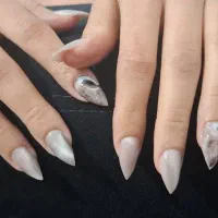 کاشت ناخن