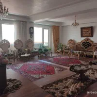 حیاط مسکونی جنوبی سه طبقه با زیر بنا ۴۲۵ متر مربع