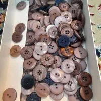 فروش دکمه زیر قیمت|لوازم خیاطی و بافتنی|شاندیز, |دیوار