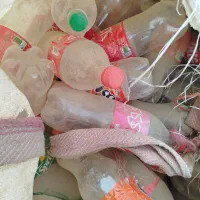 بطری یک و نیمی|ظروف نگهدارنده، پلاستیکی، یکبارمصرف|هامون, |دیوار