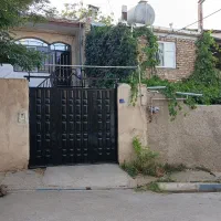 ویلایی ۱۲۲متری بهمراه مغازه....سند تک برگ باغکمش