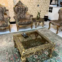 مبل 9 نفری به همراه دو میز و دو عسلی در حد نو...