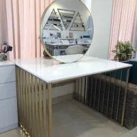 فروش فوری میز با اینه ۲ طرفه