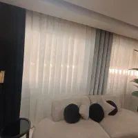 پرده و والان پرده پانچ در حد نو