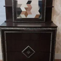 میز آرایش بسیار زیبا و در حد نو ، با چهار کشاب|مبلمان خانگی و میز عسلی|فولادشهر, B8|دیوار