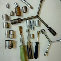 پیچ گوشتی تقه خور و آچار تخت و بکشی و...|ابزارآلات|قم, زاد|دیوار