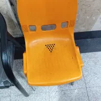 صندلی انتظار آذران