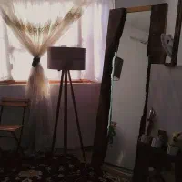 *بوم نقاشی همراه با ست کامل وسایل آکبند *