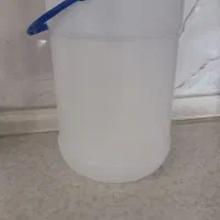 دبه و شیشه برای مربا و ترشی