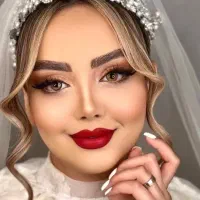 به مدل میکاپ برای فردا نیاز دارم