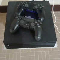 دستگاه ps4 در حد نو اک بند