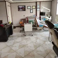 منشی و دستیار دندانپزشک