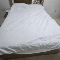 فروش تخت دو نفره شیک و جادار