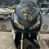 موتور adv 150 تمیز زیر فی