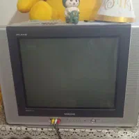 تلویزیون سامسونگ اصل با میز