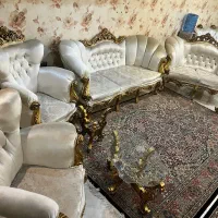 مبل هفت نفره راحتی با میز نهارخوری