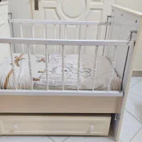 تخت و گهواره کودک|تخت و صندلی بچه|تهران, گلچین|دیوار