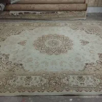 مقداری وسیله خانه فرش ومبل درحد قیمت مناسب