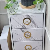 حراج تعدادی تجهیزات ارایشگاهی|آرایشگاه و سالن‌های زیبایی|تهران, جی|دیوار