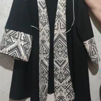مانتو در حد نو دو عدد شومیز در حد نو