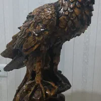 مجسمه گچی عقاب