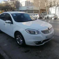 برلیانس 330 سفید 1650 مدل 97