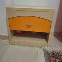 تخت یک نفره کم جا چوب به همره پاتختی