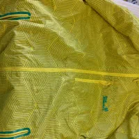 فروش مقداری پوشاک کوهنوردی اورجینال|کوهنوردی و کمپینگ|زنجان, |دیوار