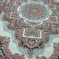 فرش ۹متری وکناره حوض نقره