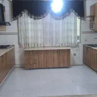 55 متر بر خیابان با اسانسور