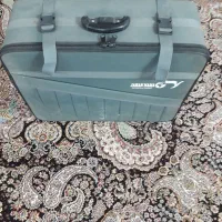 چمدان بزرگ|کیف، کفش، کمربند|قم, باغ کرباسی|دیوار