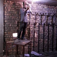 شاگرد برای لوله کشی گاز
