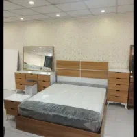 تخت ،میز آرایش ، سرویس خواب