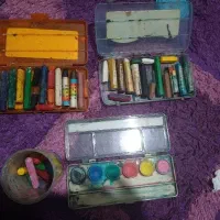 مداد شمعی و آب رنگ همه باهم