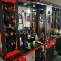 دکور آرایشگاه مردانه