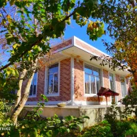 سوئیت دو خوابه شیک با پارکینگ در مهریز