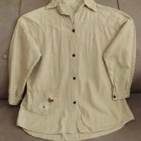 تعدادی لباس|لباس|اراک, |دیوار