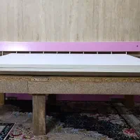 تخت نوزاد