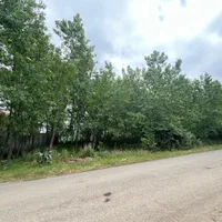 ۷۰۰ متر زمین سیاه اسطلخ برِ جاده