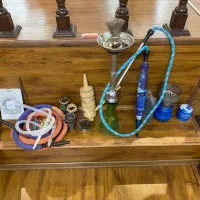 قلیان و تعدادی ملزومات قلیان همه باهم