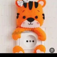 عروسک کلید پریز|مجسمه، تندیس، ماکت|مرودشت, فاز اول شهرک فرهنگیان|دیوار