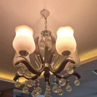 لوستر تمیز و سالم