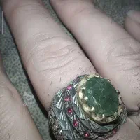 زمرد با مخرج های یاقوت سرخ مهر دار|جواهرات|ساری, |دیوار