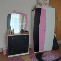 سرویس خواب دخترانه***تخت و کمد میز تحریر|تخت و سرویس خواب|شیراز, وحدت|دیوار