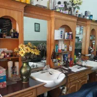فروش مبلمان و لوازم آرایشگاه با بهترین شرایط|آرایشگاه و سالن‌های زیبایی|اردبیل, |دیوار