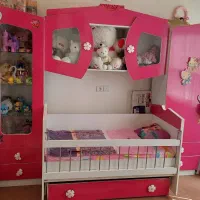 تخت و کمد کودک