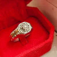 انگشتر الماس طبیعی